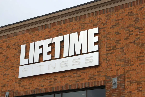 A lifetime fitness near Energy Corridor Product design