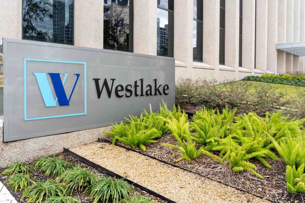 Custom exterior Westlake monument sign with architectural detailing from an expert signage company Houston pro. 